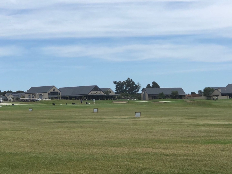 Commercial Property for Sale in Heron Banks Golf Estate Free State